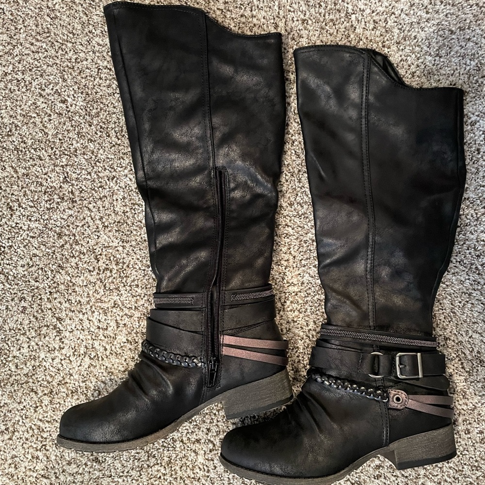 Jellypop 6.5 Black Distress Knee High Boots
